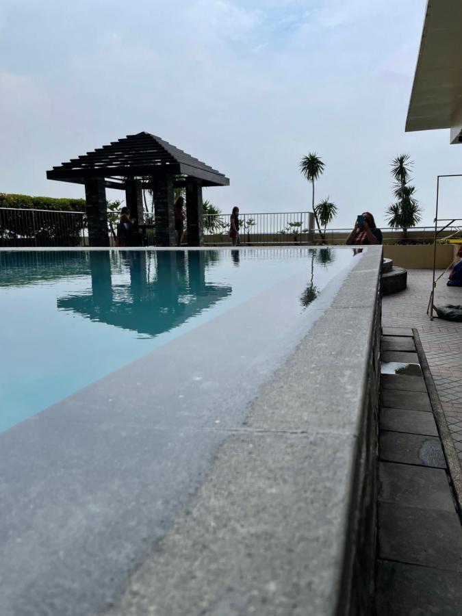 Grand Riviera Suites Comfy Condo Near Us Embassy Manila Bay Roxas Blvd Ermita Manila Exterior photo